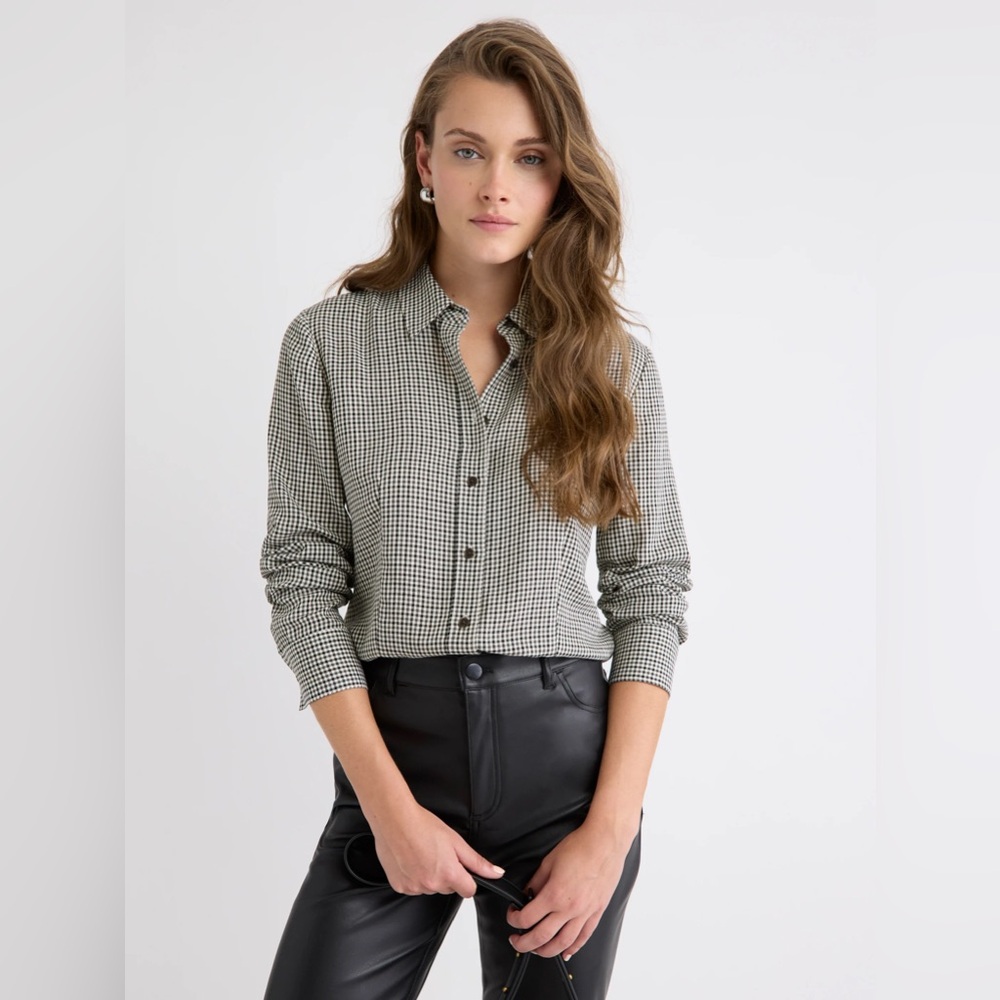 RW&CO Plaid Long-Sleeve Buttoned-Down Blouse M nwt